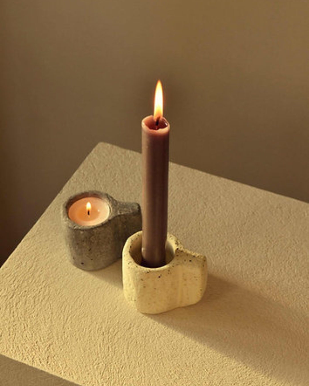 Candelabro doble función: velas largas y de té