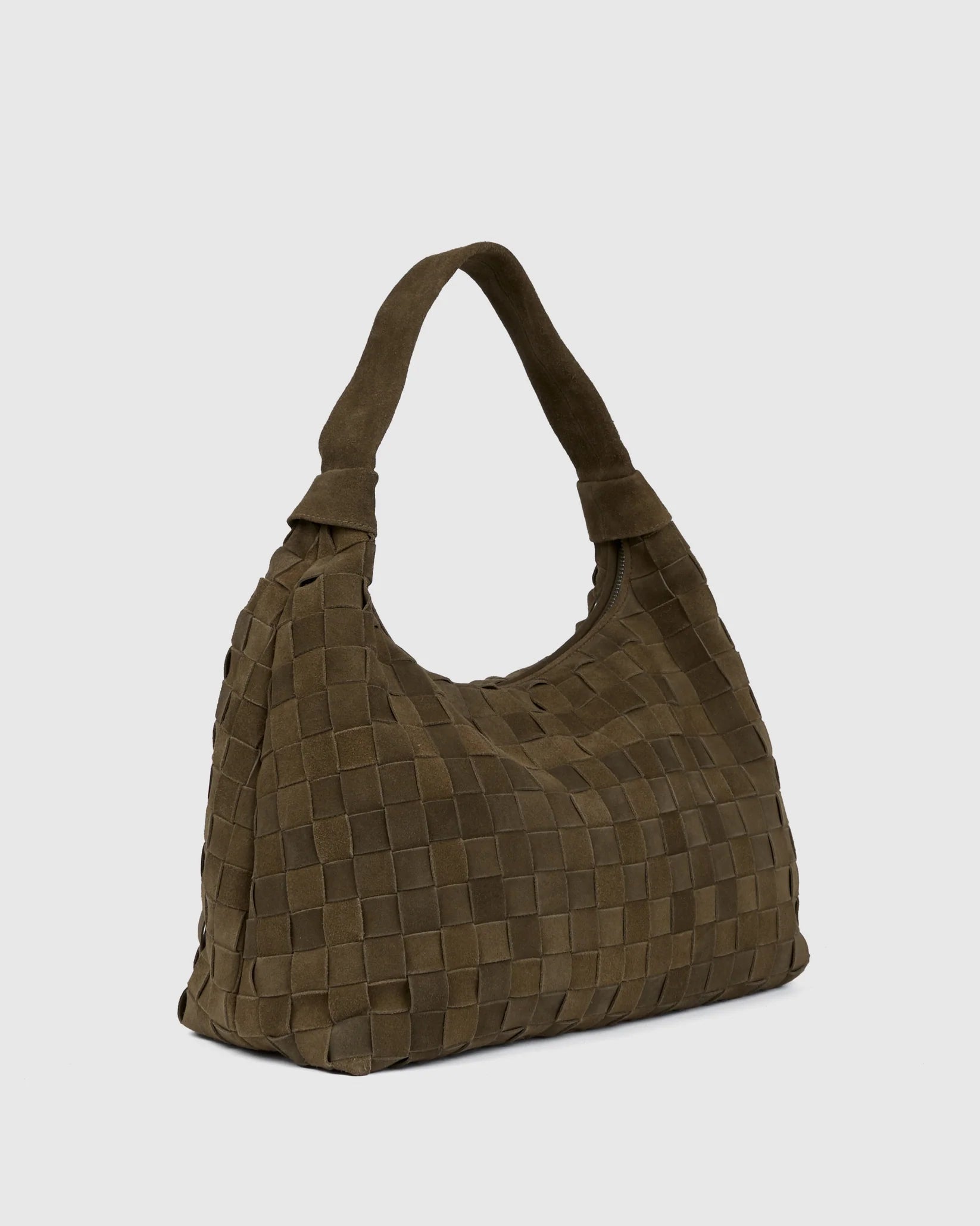 Cartera de cuero trenzada